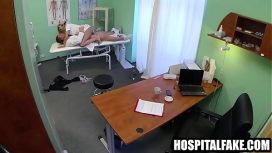 ممارسة الجنس في المستشفى مع الممرضة الجميلة