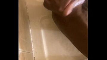 تقضي BBW MILF 30 دقيقة في إتقان فيديو التحقق من بي بي سي